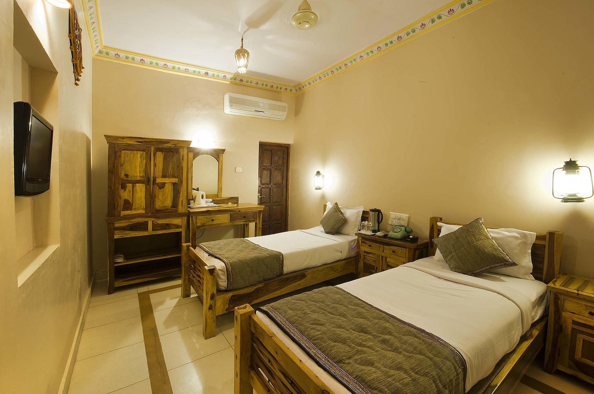 Nirali Dhani Ethnic Heritage Hotel And Resort Джодхпур Экстерьер фото