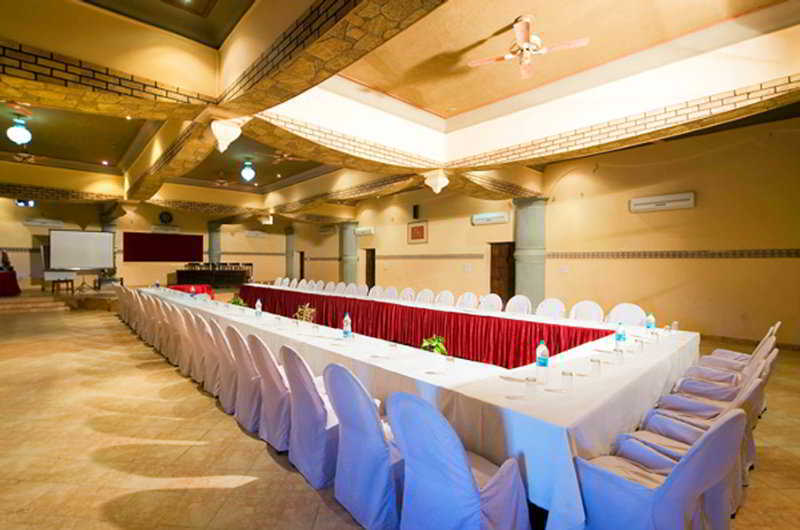 Nirali Dhani Ethnic Heritage Hotel And Resort Джодхпур Экстерьер фото