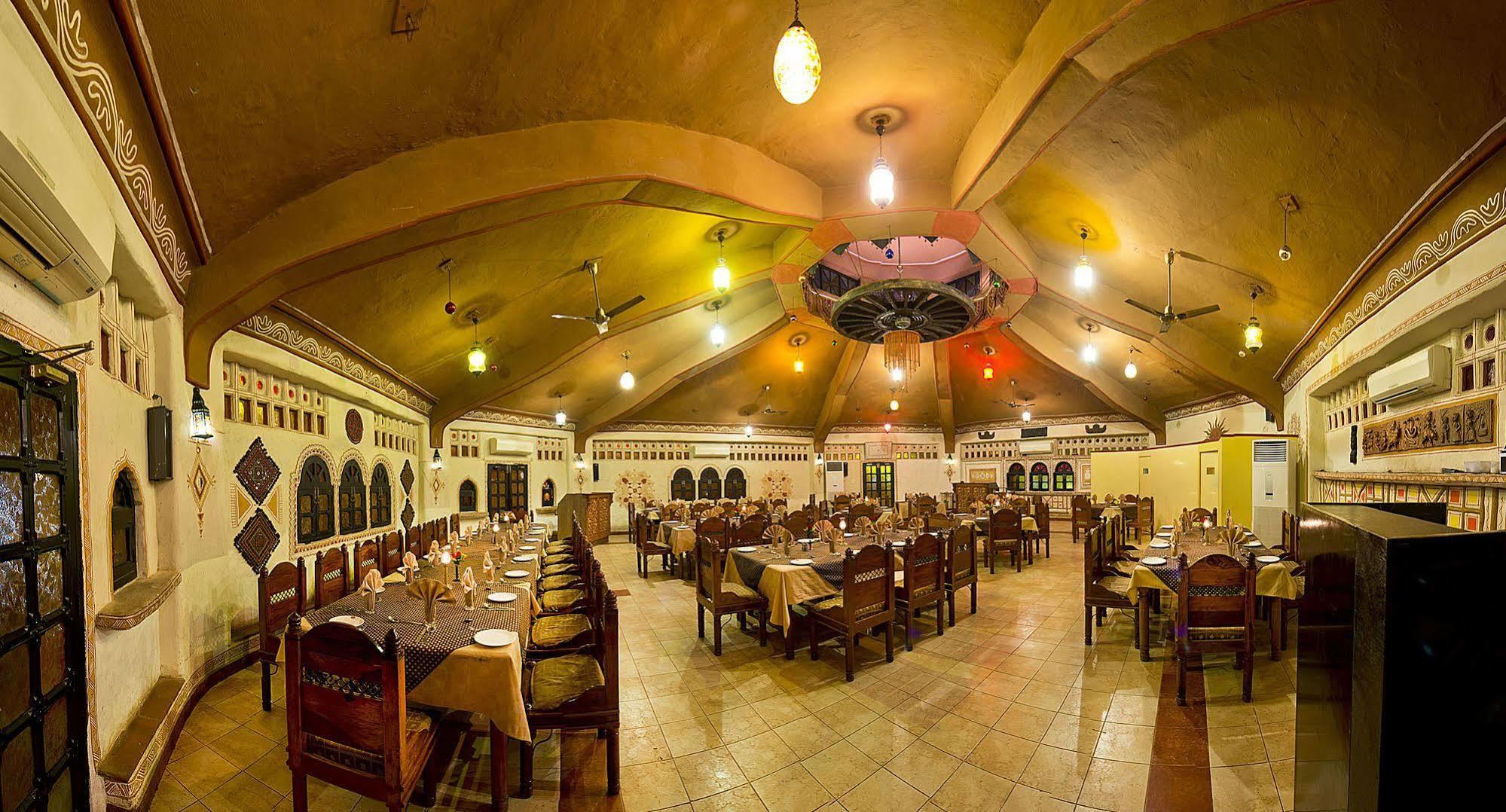 Nirali Dhani Ethnic Heritage Hotel And Resort Джодхпур Экстерьер фото