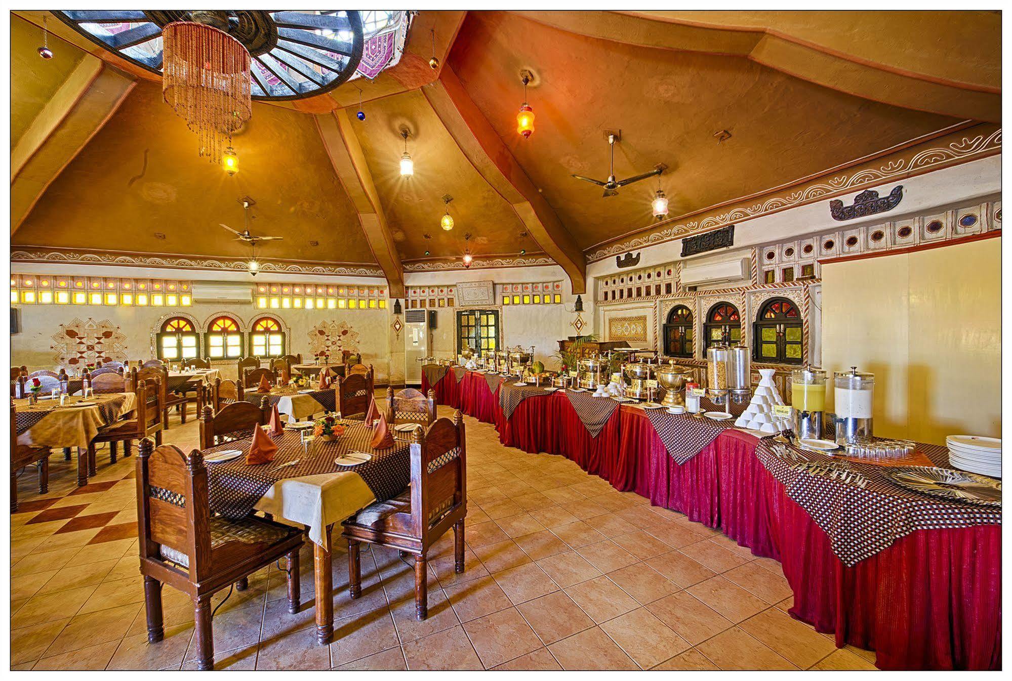 Nirali Dhani Ethnic Heritage Hotel And Resort Джодхпур Экстерьер фото